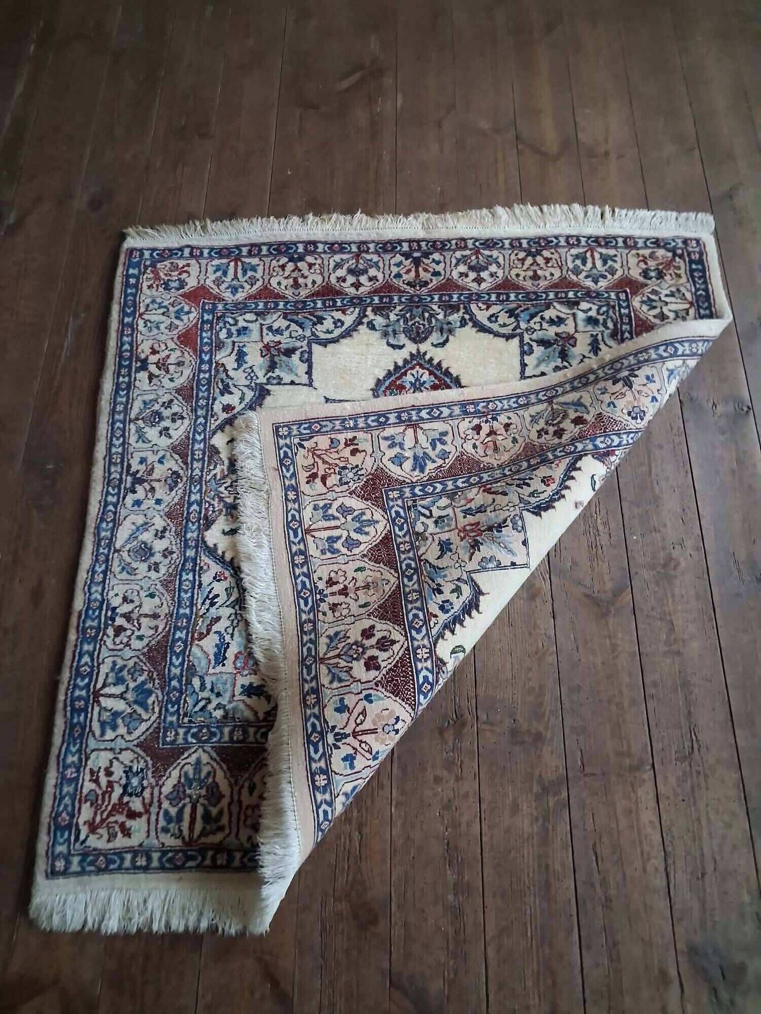 Handmade Persian Nain carpet 103x103cm
