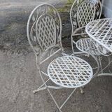 white wrought iron garden furniture