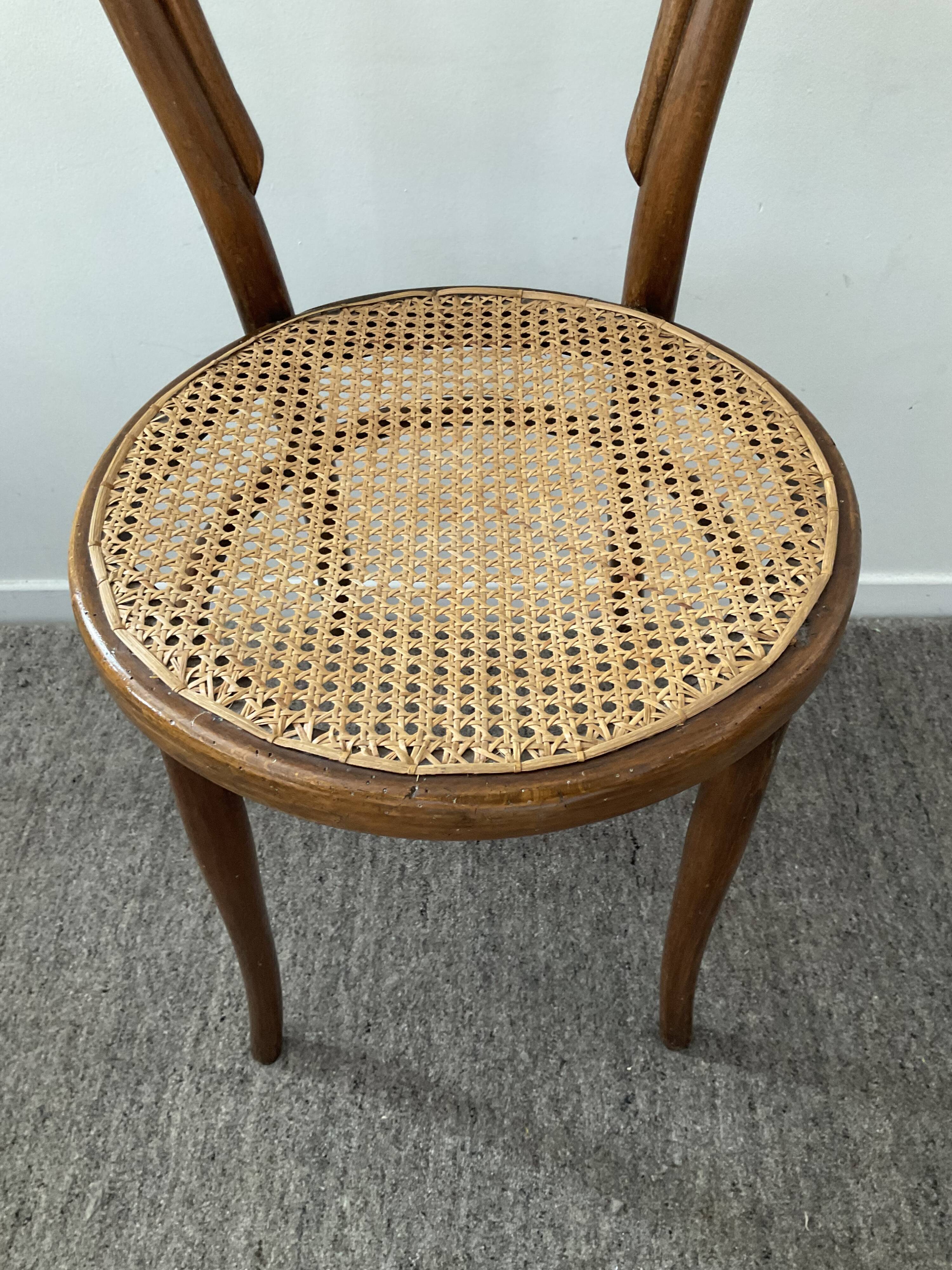 Bistro chair Thonet n°18