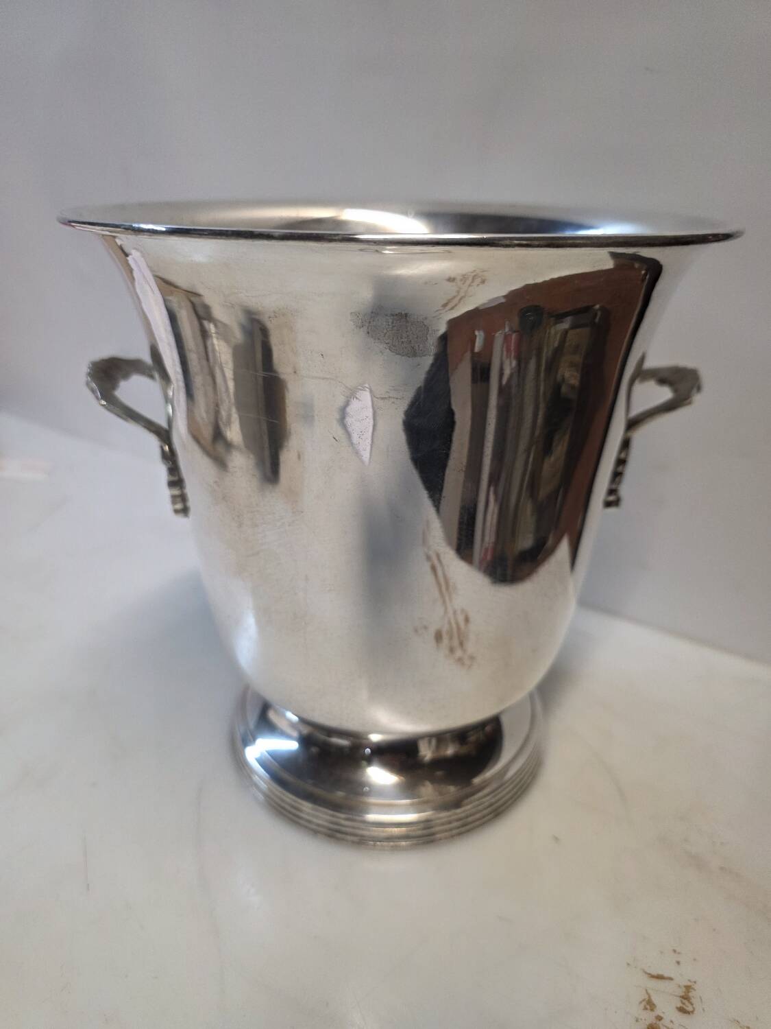 Silver-plated champagne bucket from the mid-20th century.