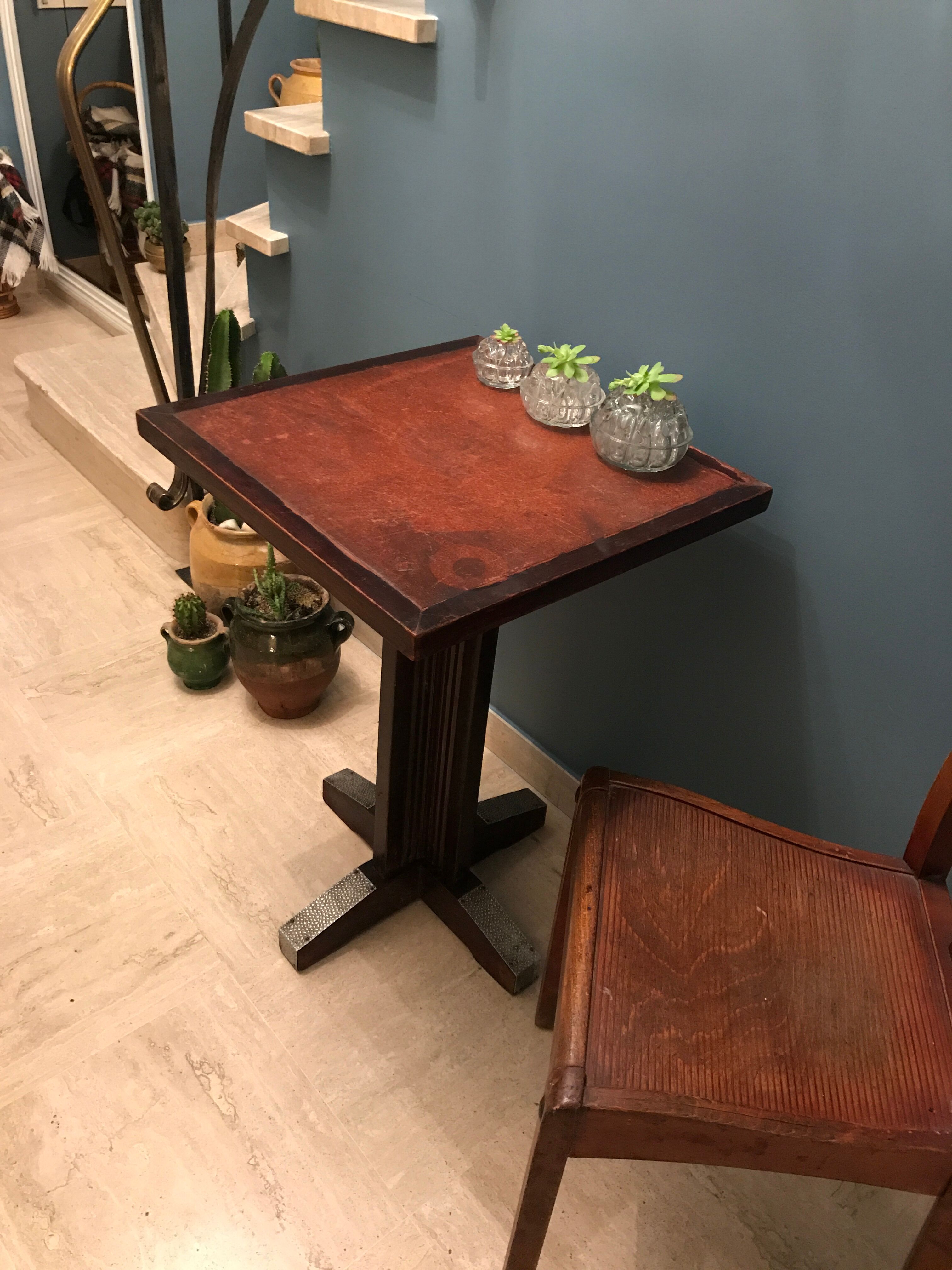 Art deco 1940 bistro table