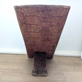 Chaise à palabre africaine en bois massif – Motifs sculptés
