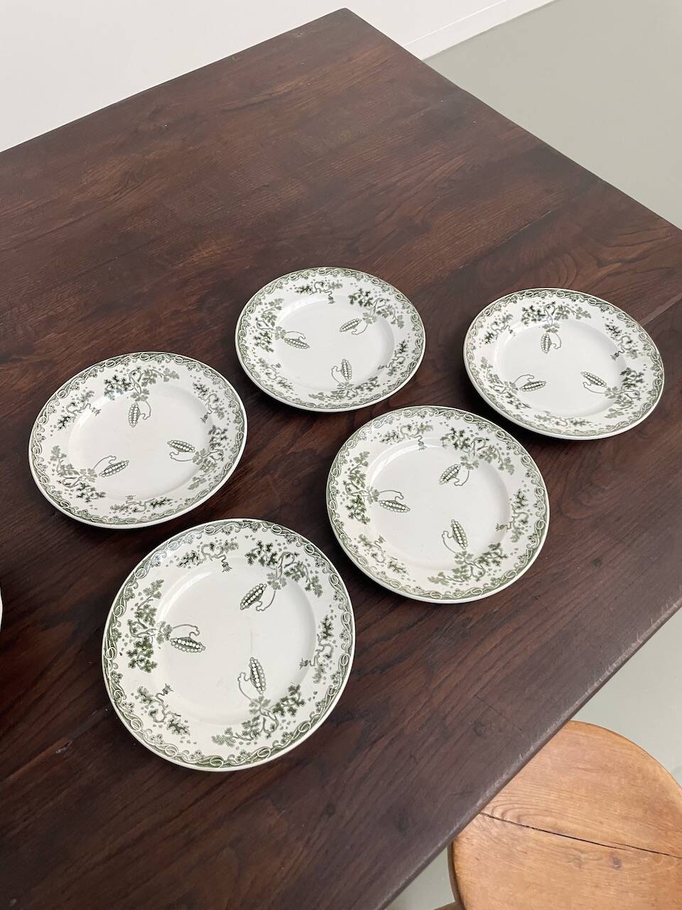 Lot de 11 asiettes Terre de Fer dépareillées