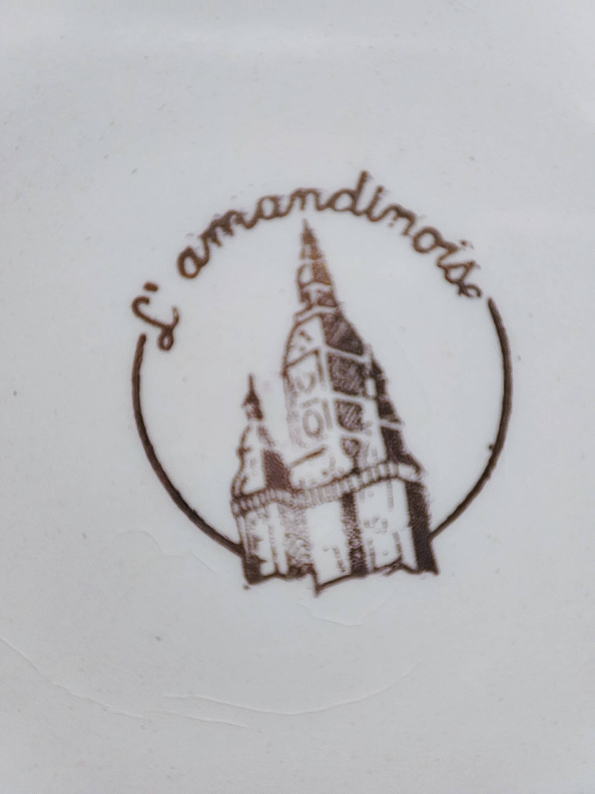 Service of 12 vintage flat plates L'Amandinois Floral Decoration and Gilding