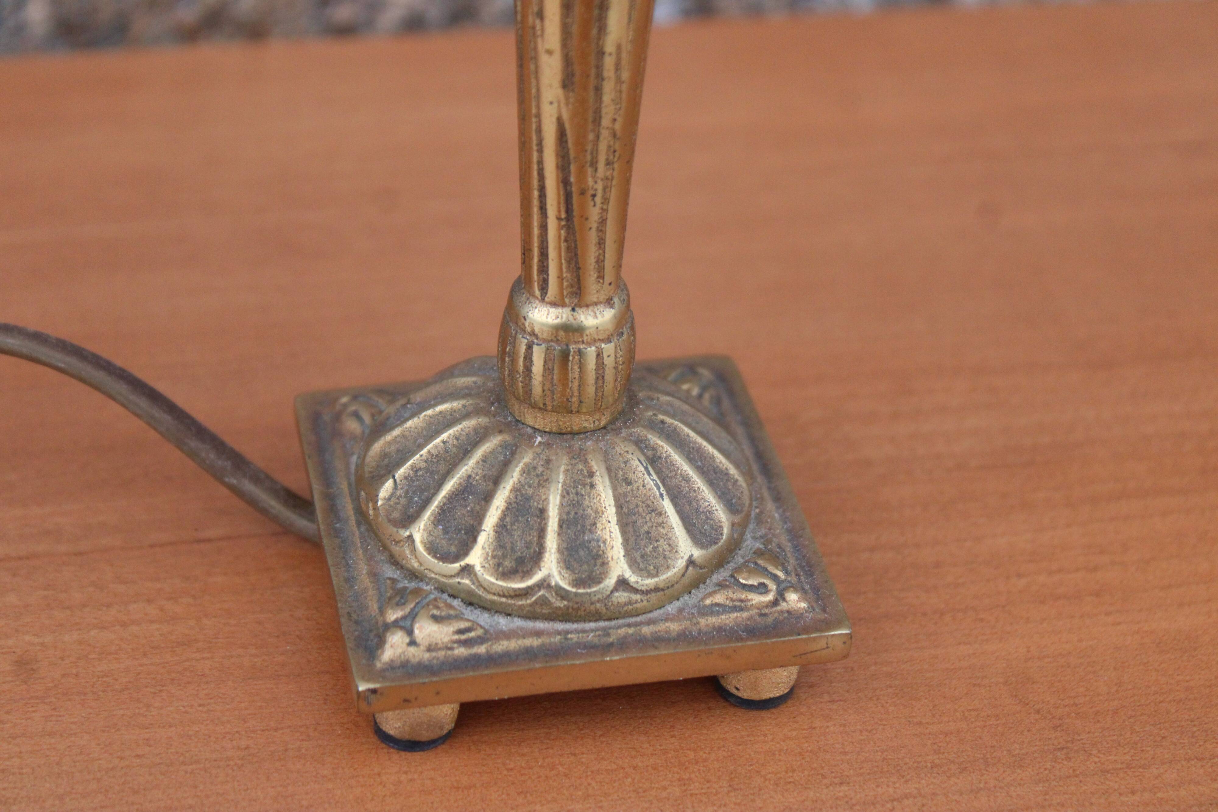 Vintage brass lamp with fringed shade – H35 cm, Ø20 cm