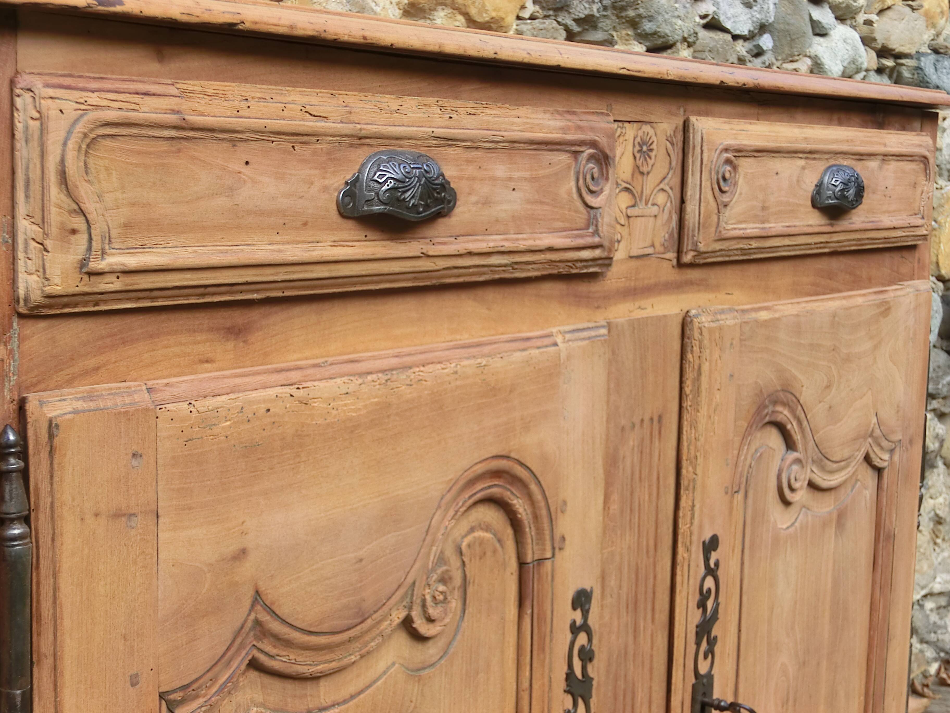 Antique solid wood country sideboard - Louis XV style