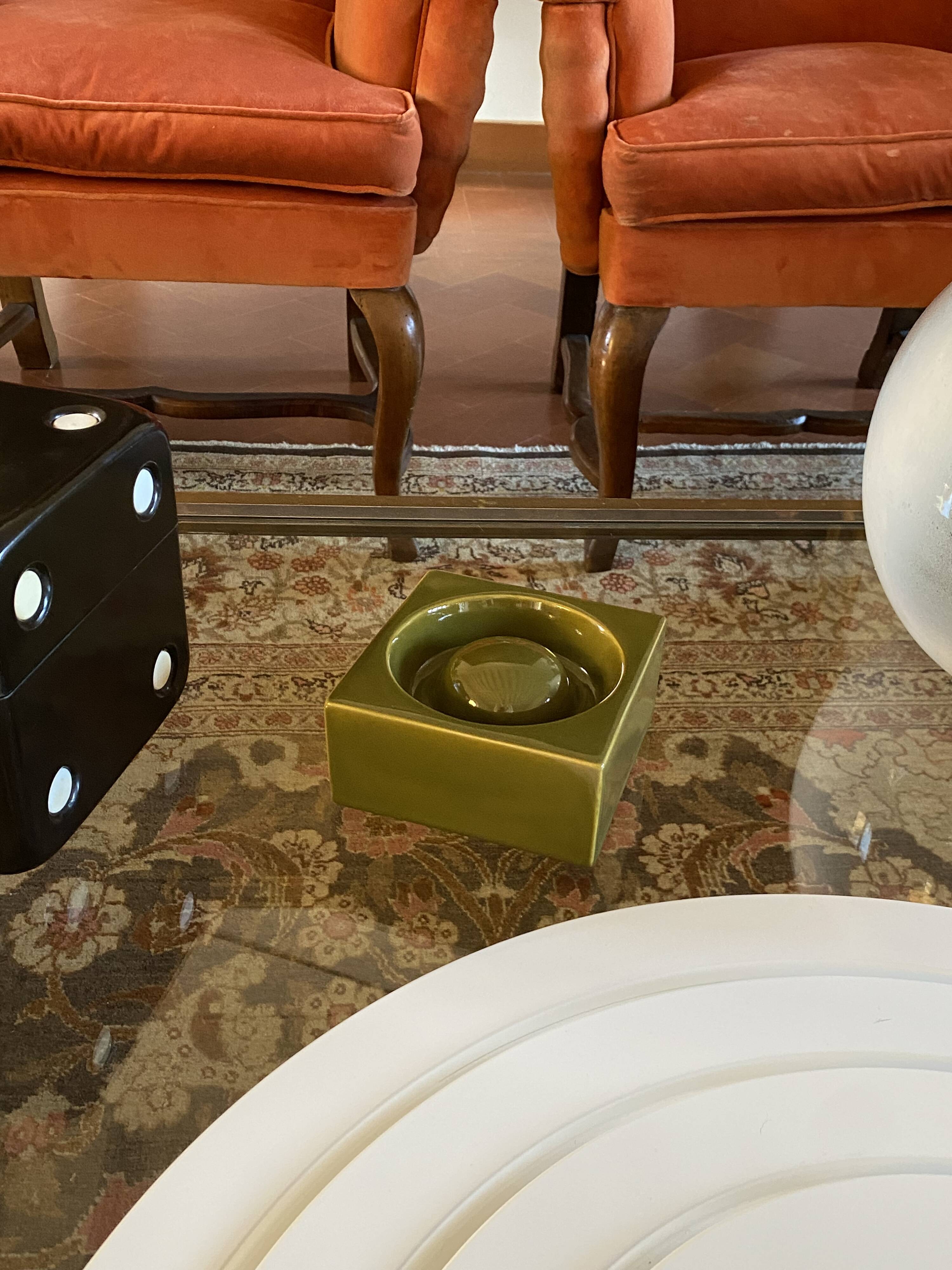 Mid-century green ceramic ashtray, Sicart Italy 1969