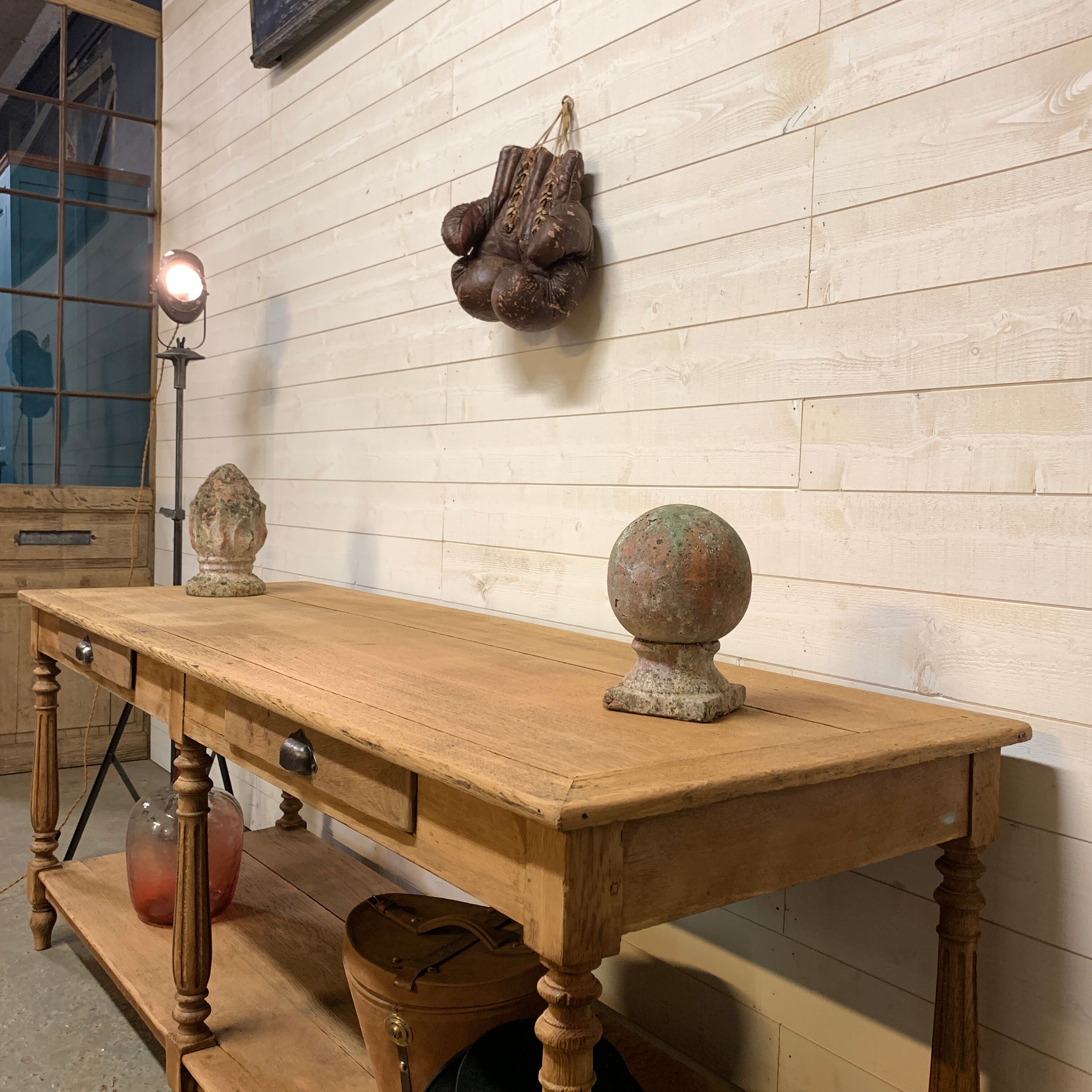 Early 20th century draper table