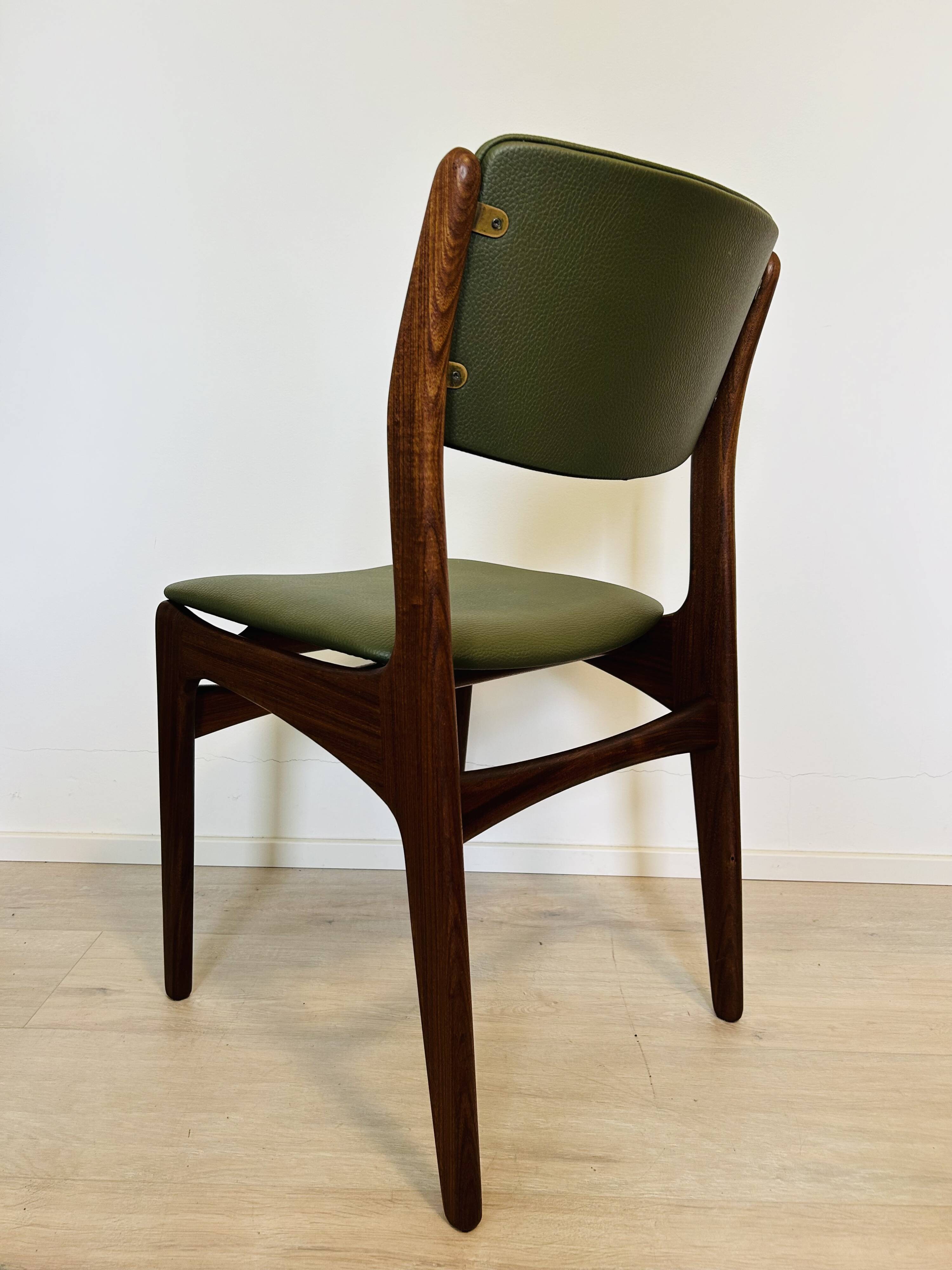 Scandinavian Style Teak Dining Chairs, 1960’s Set of 2
