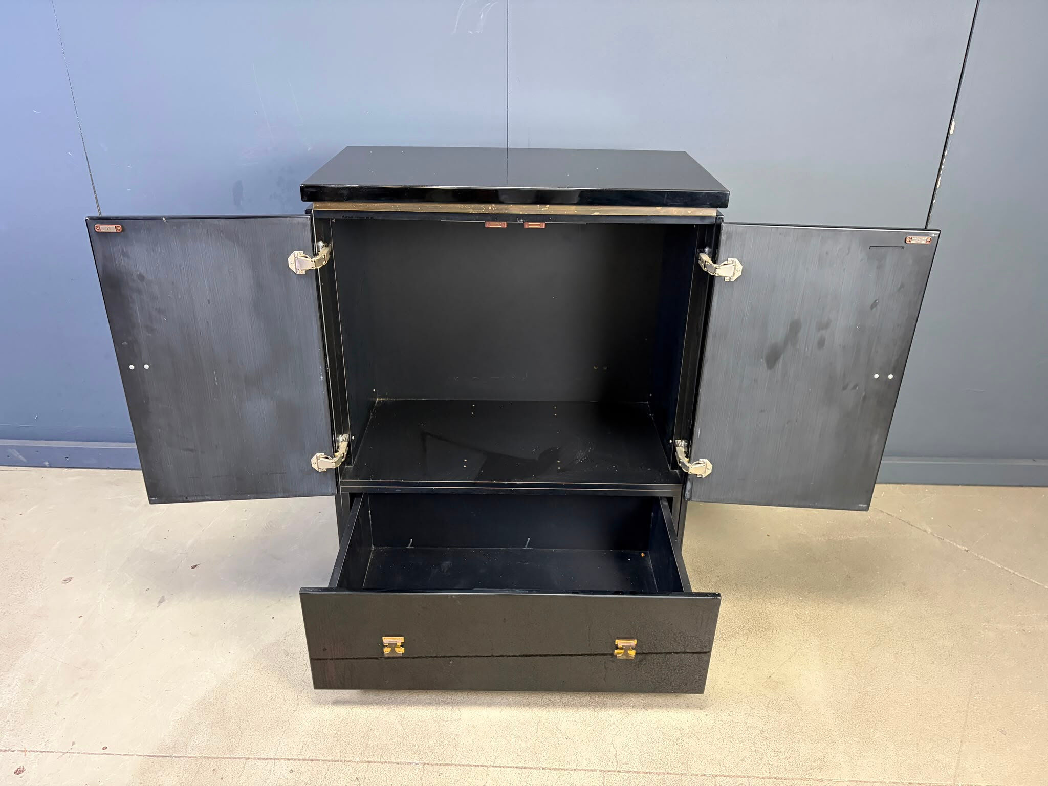 Cabinet de style Maison Jansen français, années 1970