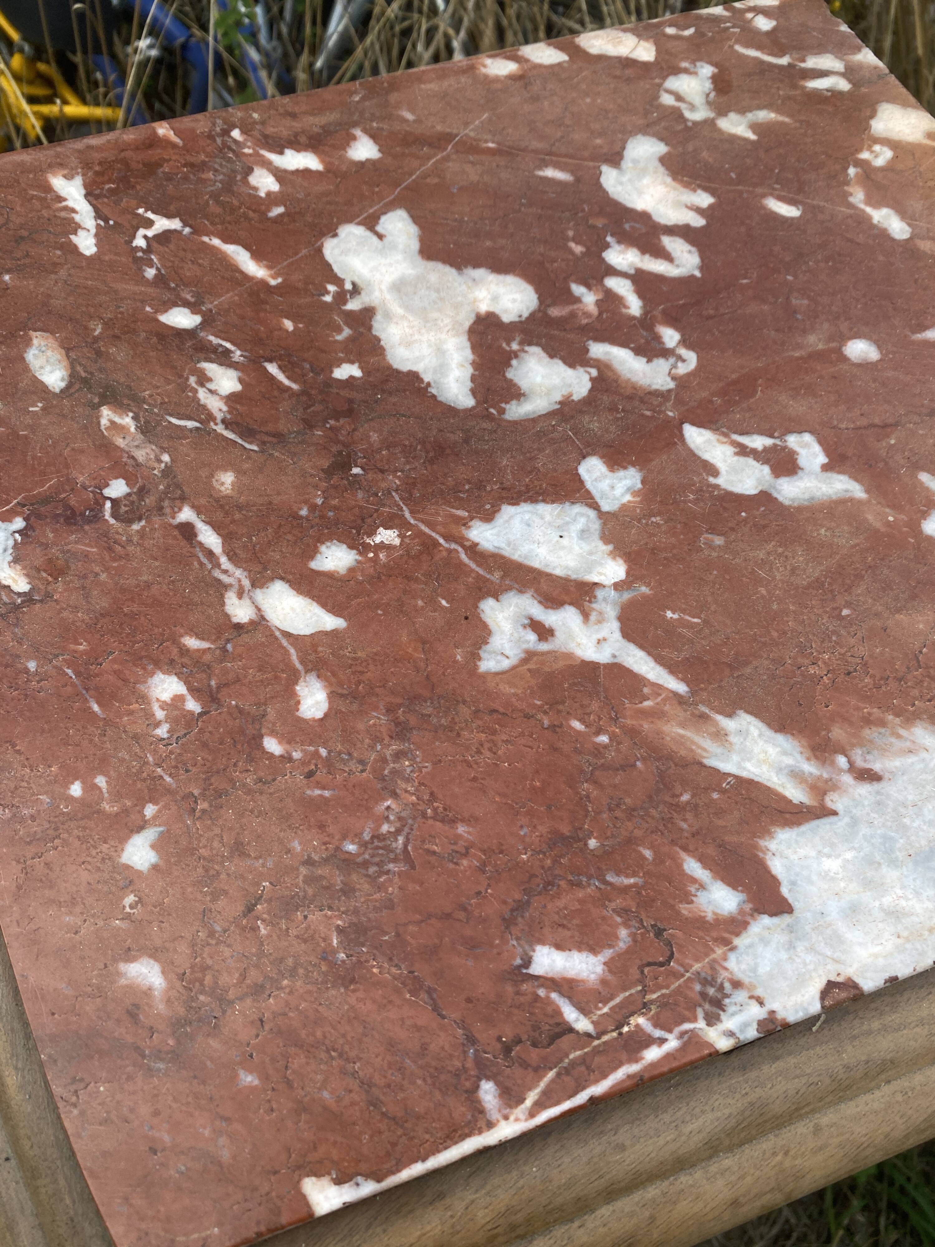 Table de chevet