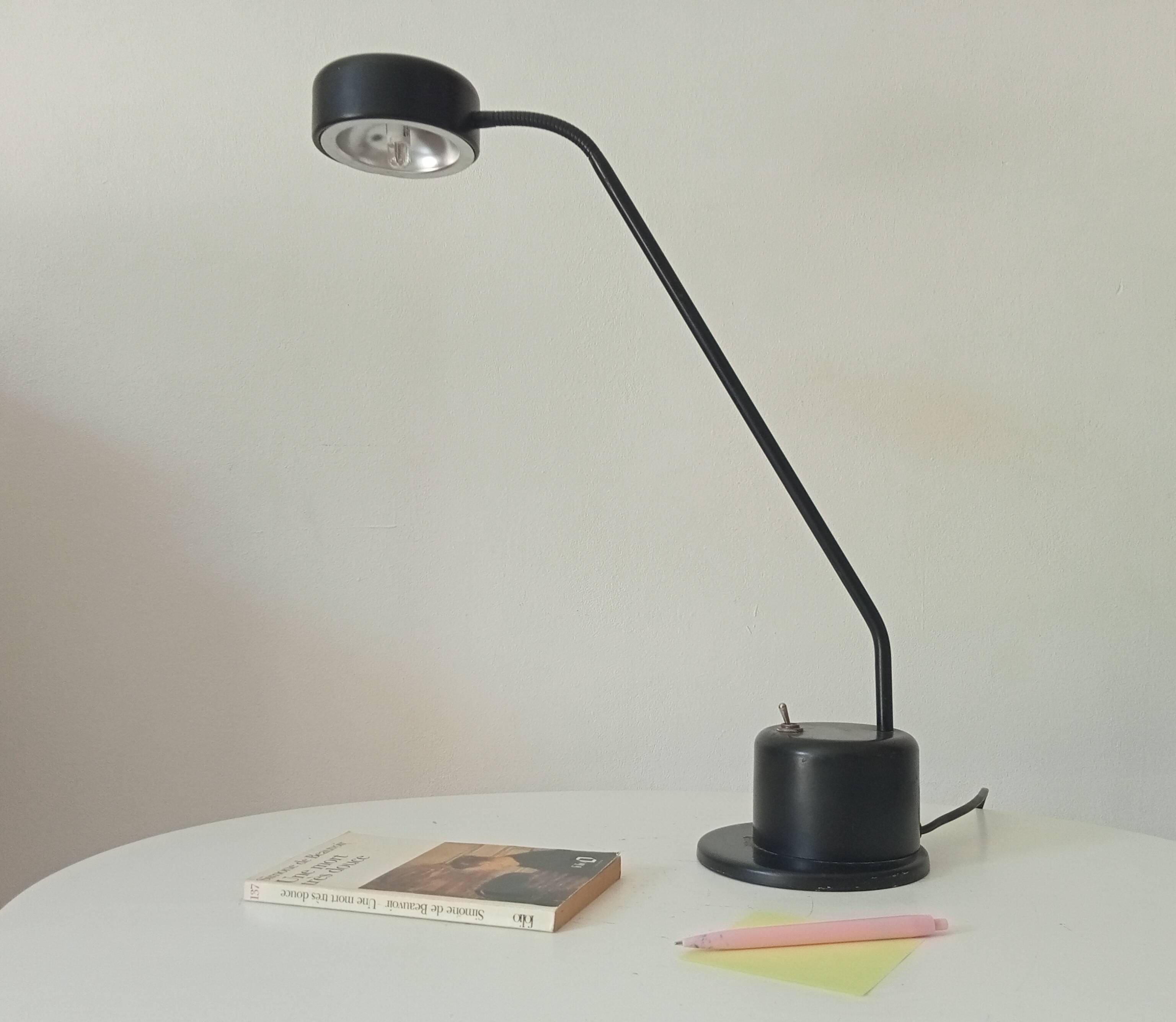 Postmodern minimalist workshop lamp from the 1980s.
