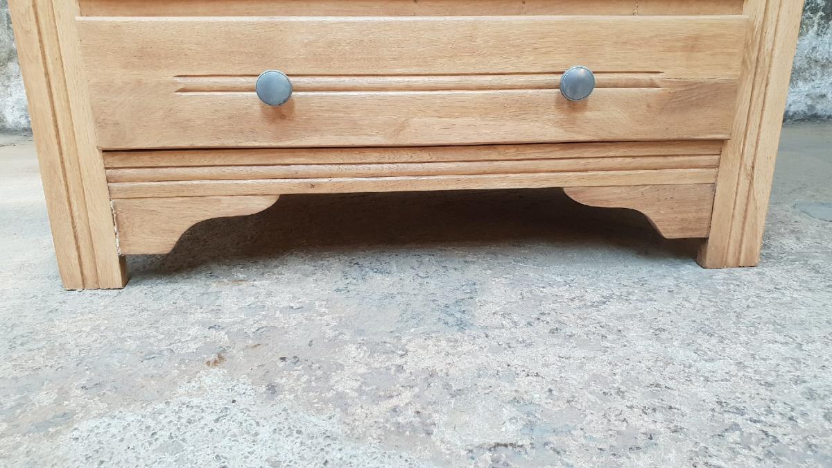 Vintage chest of drawers