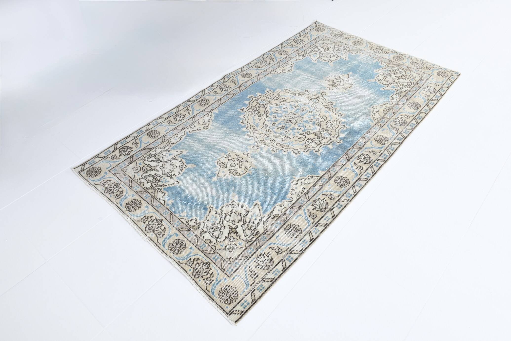 4x7 Sky Blue Classic Pattern Vintage Persian Rug, 113x201Cm