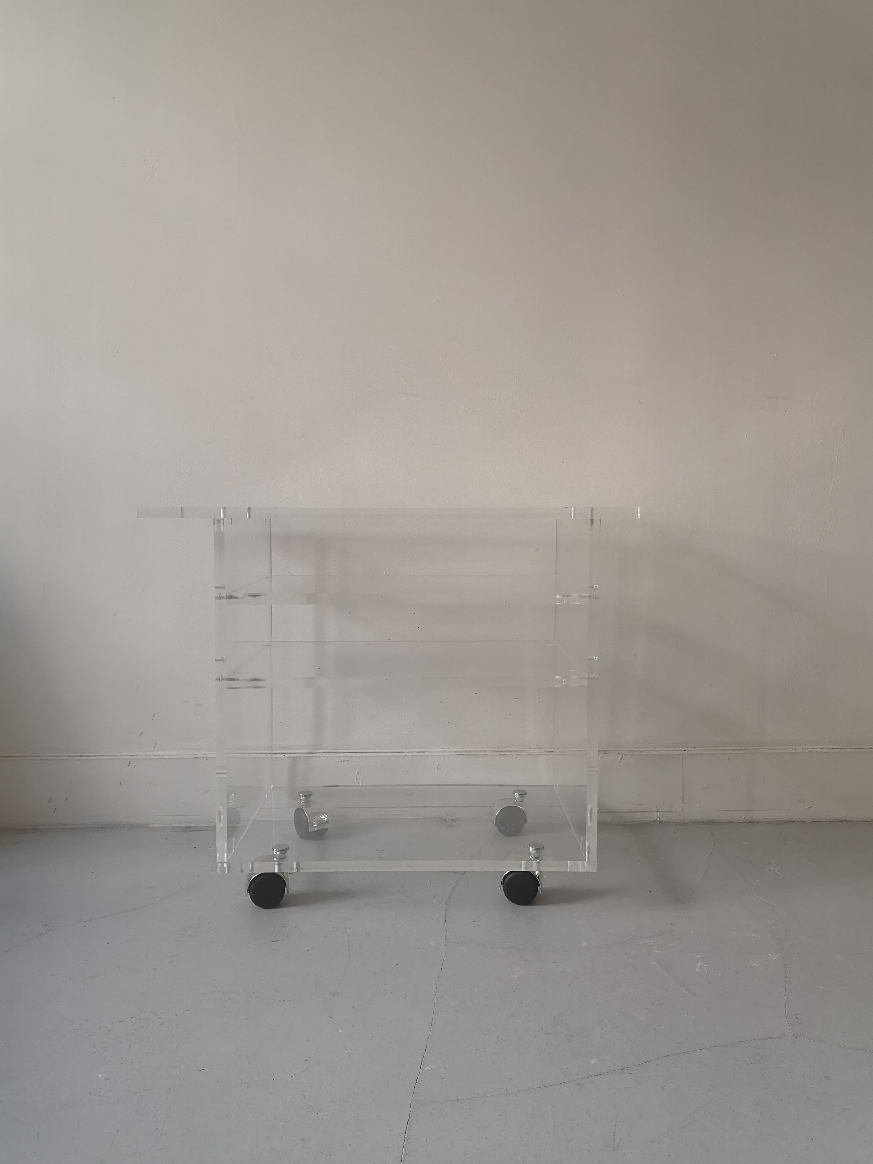 Plexiglass service David Lange, les invisbles du Marais 1970