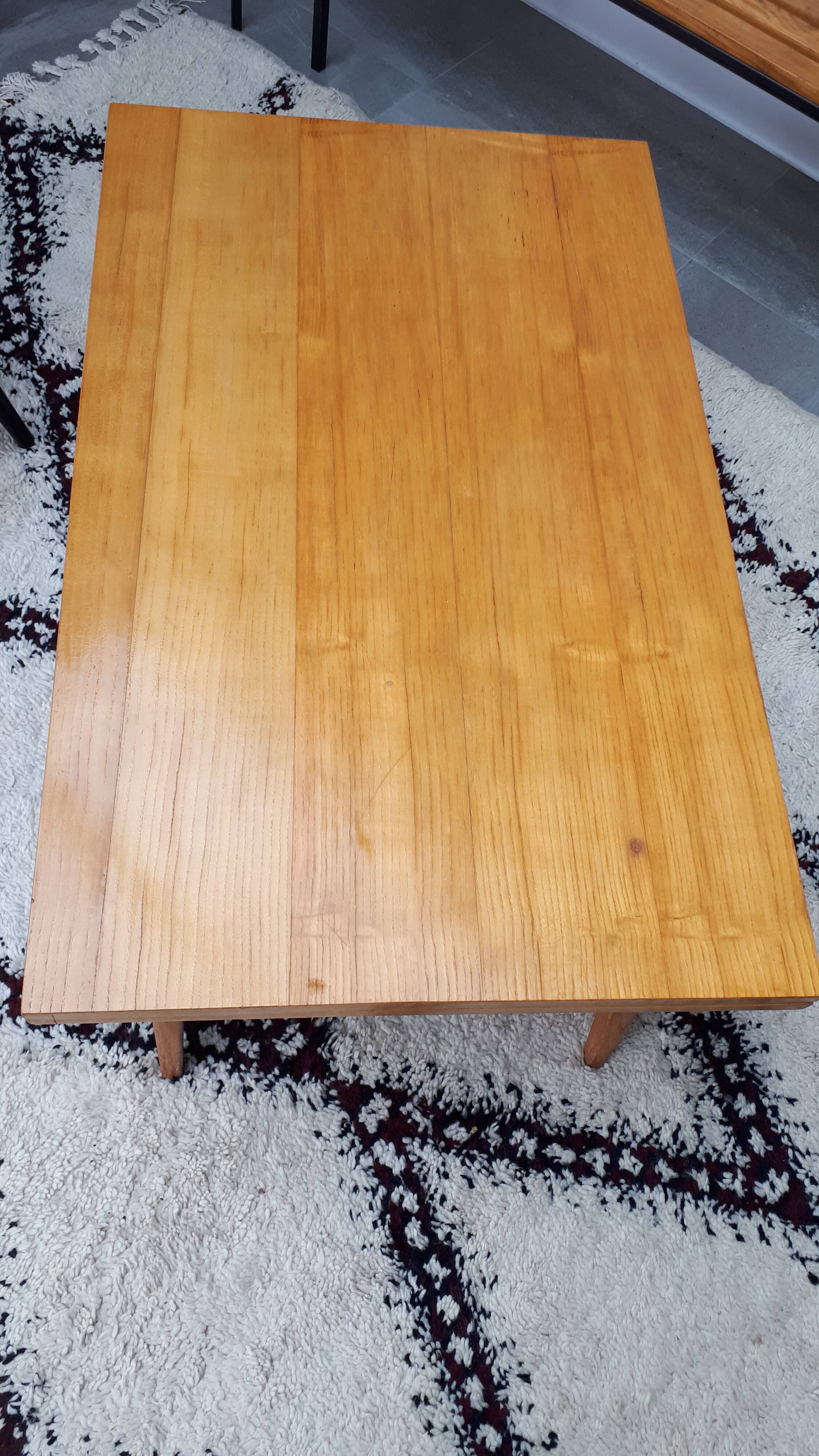 Modular table model junior revelation by Albert Ducrot