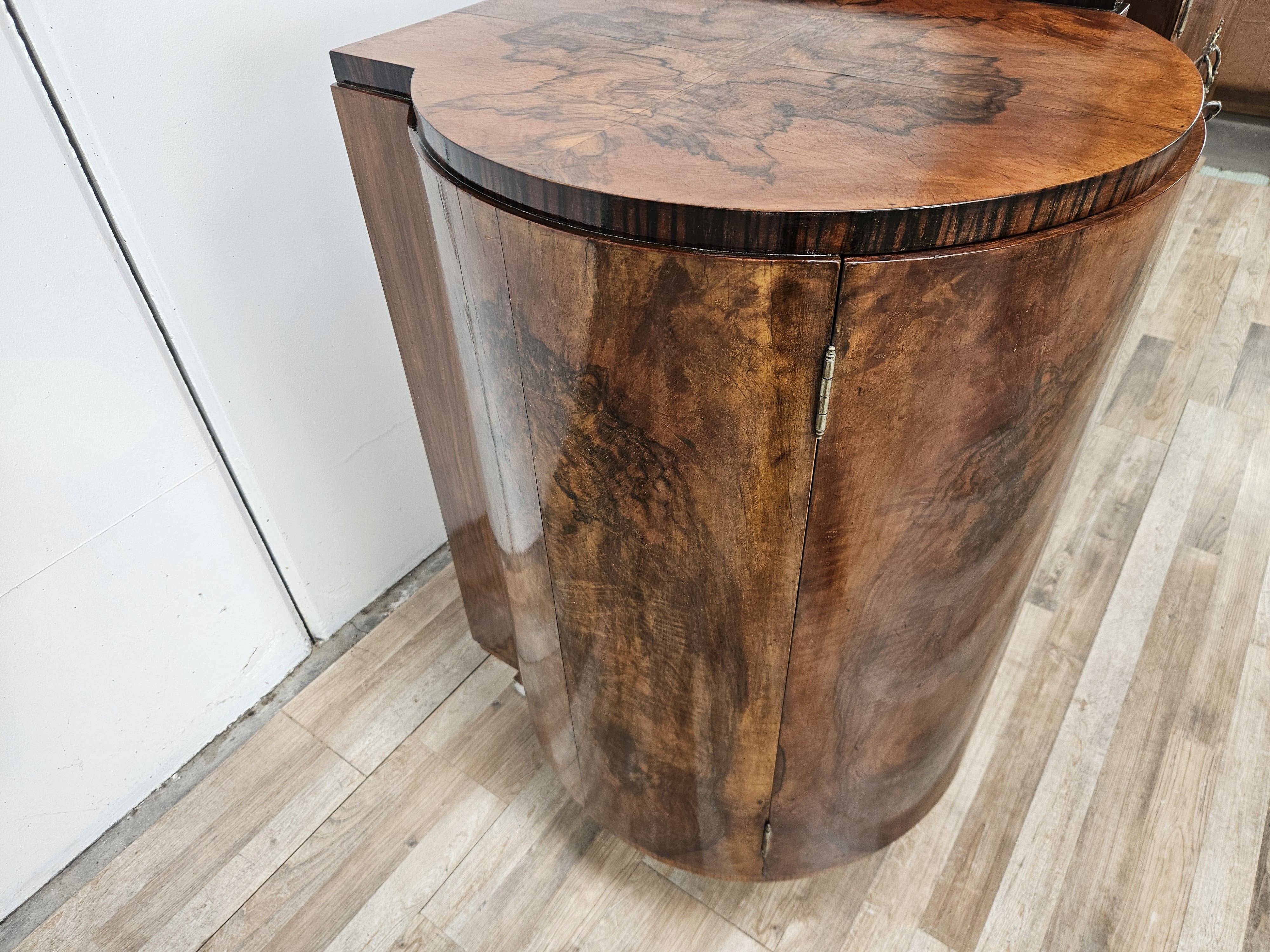 Art Deco sideboard in root walnut and fog with an aluminium base, 1940.