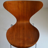 Set de 2 chaises séries 7 N° 3107 par Arne Jacobsen pour Fritz Hansen Danemark, circa 1955