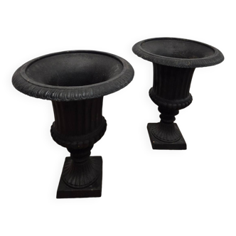 Paire de vases Médicis en fonte de Maison Bourgeoise