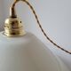 Suspension conique en opaline blanche