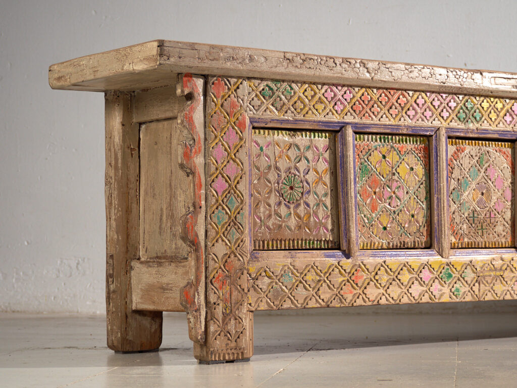 Antique polychrome carved low cabinet in pine – Xinjiang, circa 1900