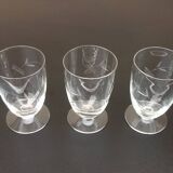 1930s 3 Glasses on pedestal Chiseled floral decoration
