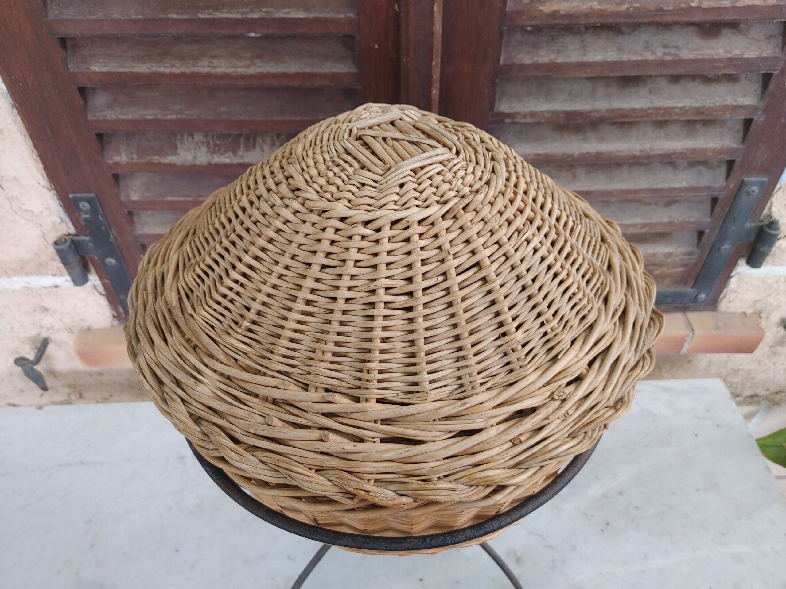 Vintage rattan worker, wrought iron tripod base, 60s