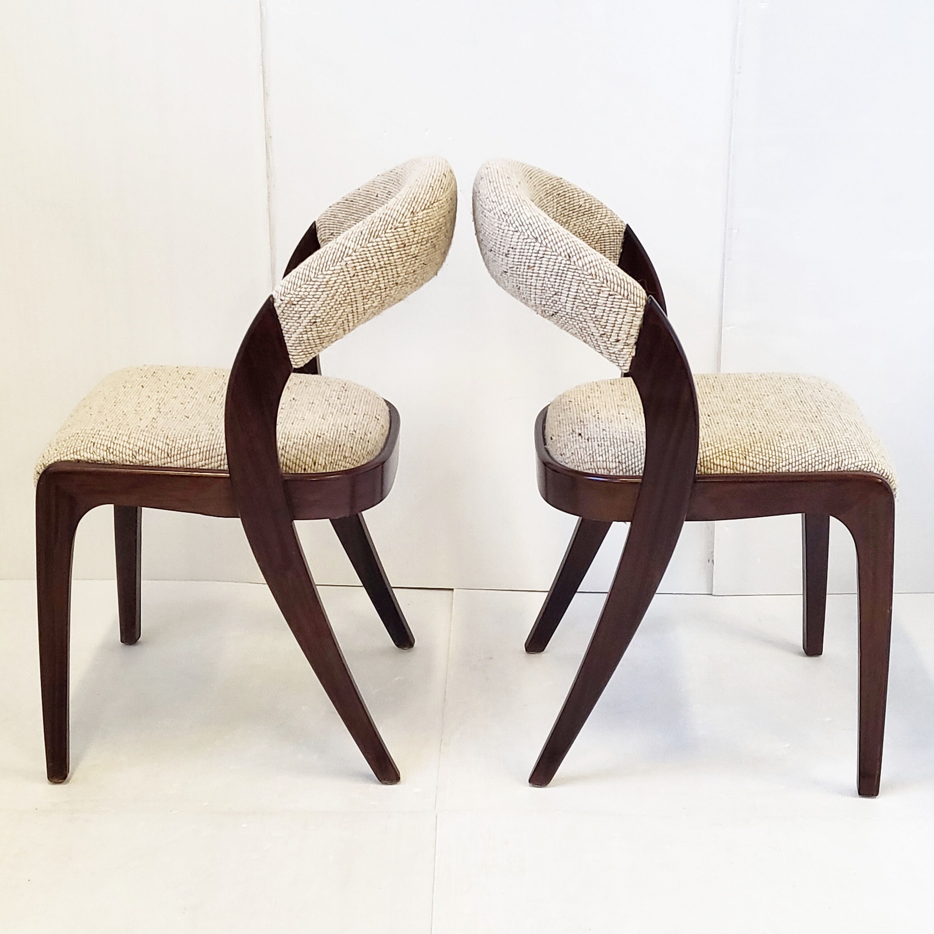 Paire de chaises gondole Baumann vintage 1970