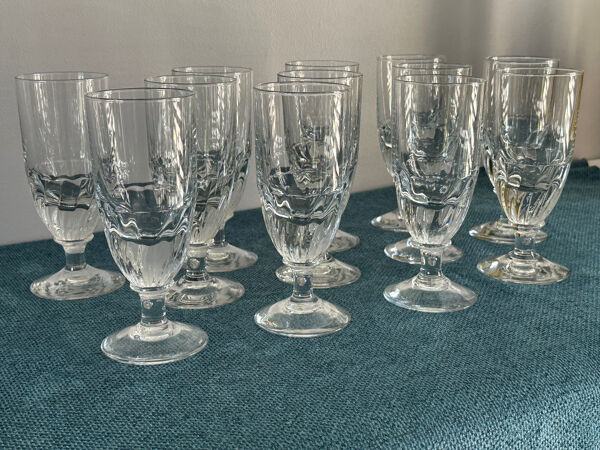 Lot de 12 grands verres en cristal de Baccarat