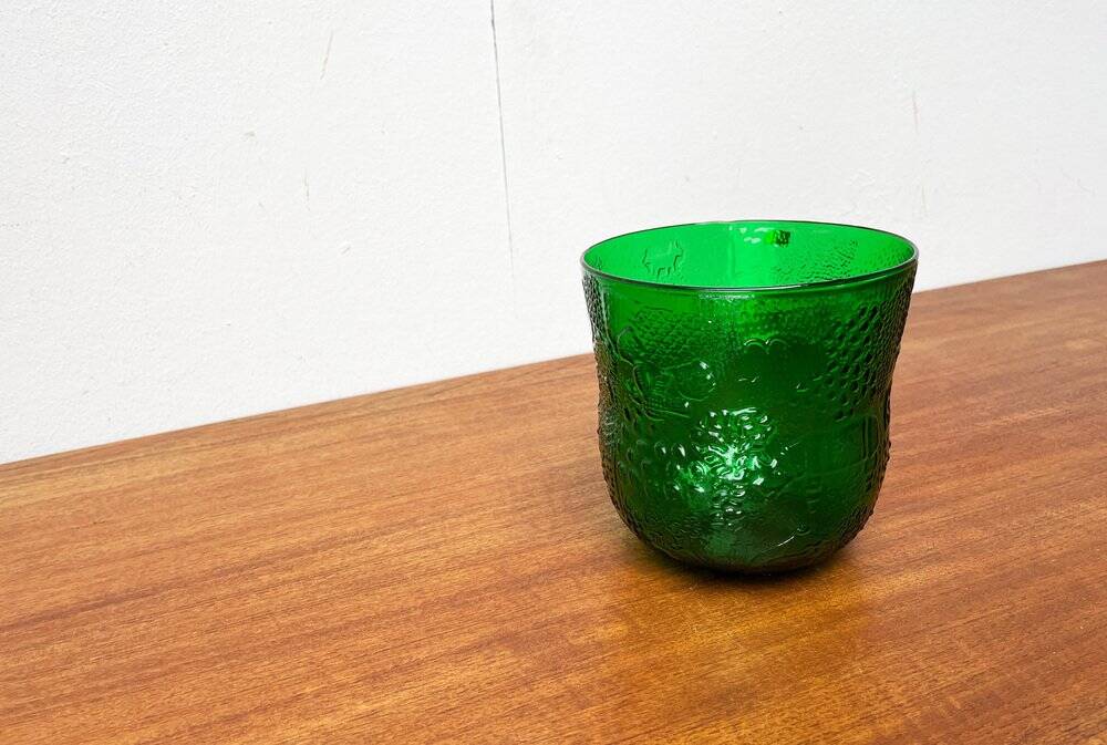 Mid-century Fauna decorative glass vase by Oiva Toikka for Arabia, Finland, 1960s