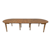 19th Century Tuscan Elm Extendable Round Dining Table with Five Leaves