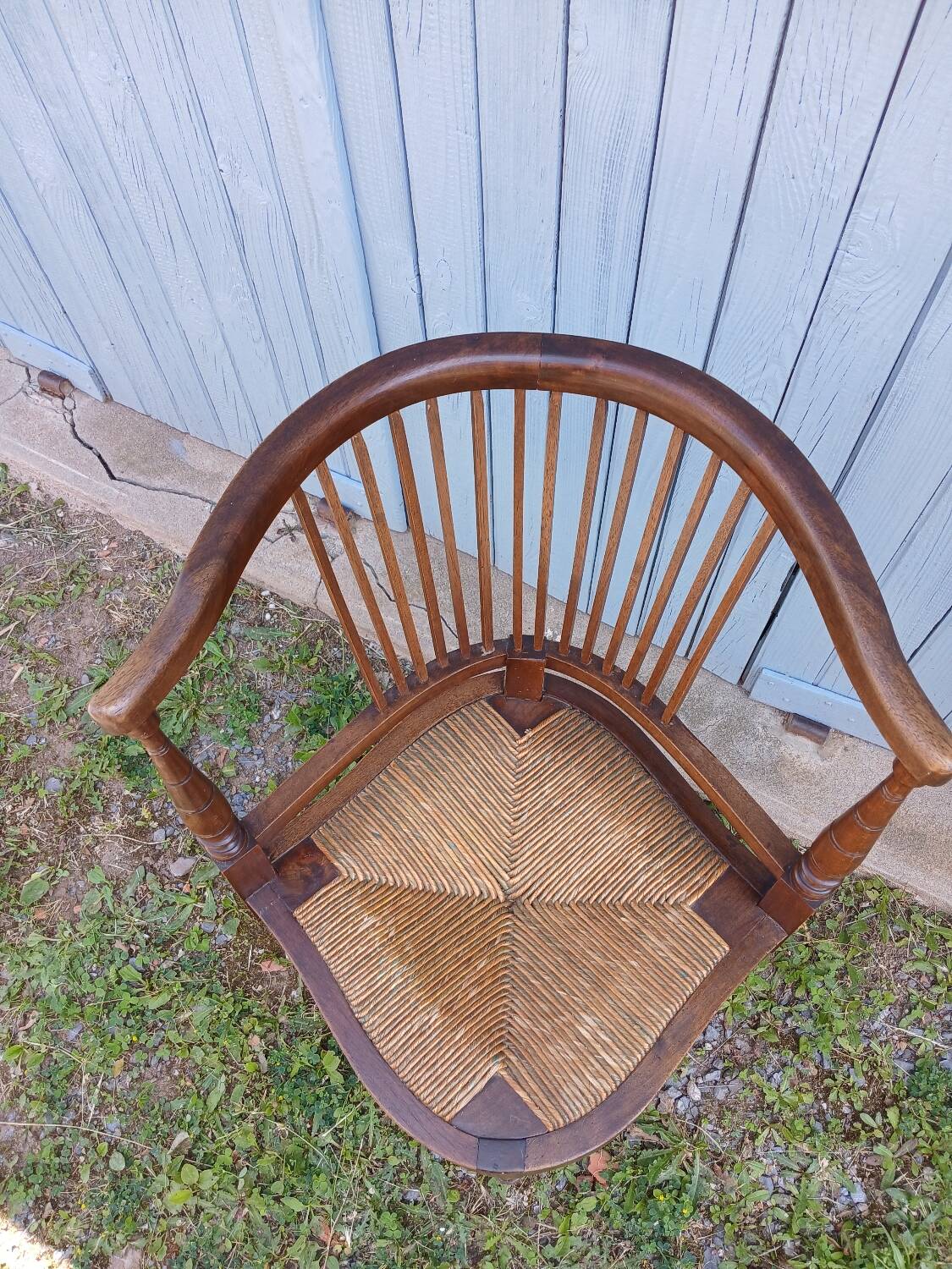 Antique corner armchair / chair