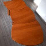 Modular coffee table set