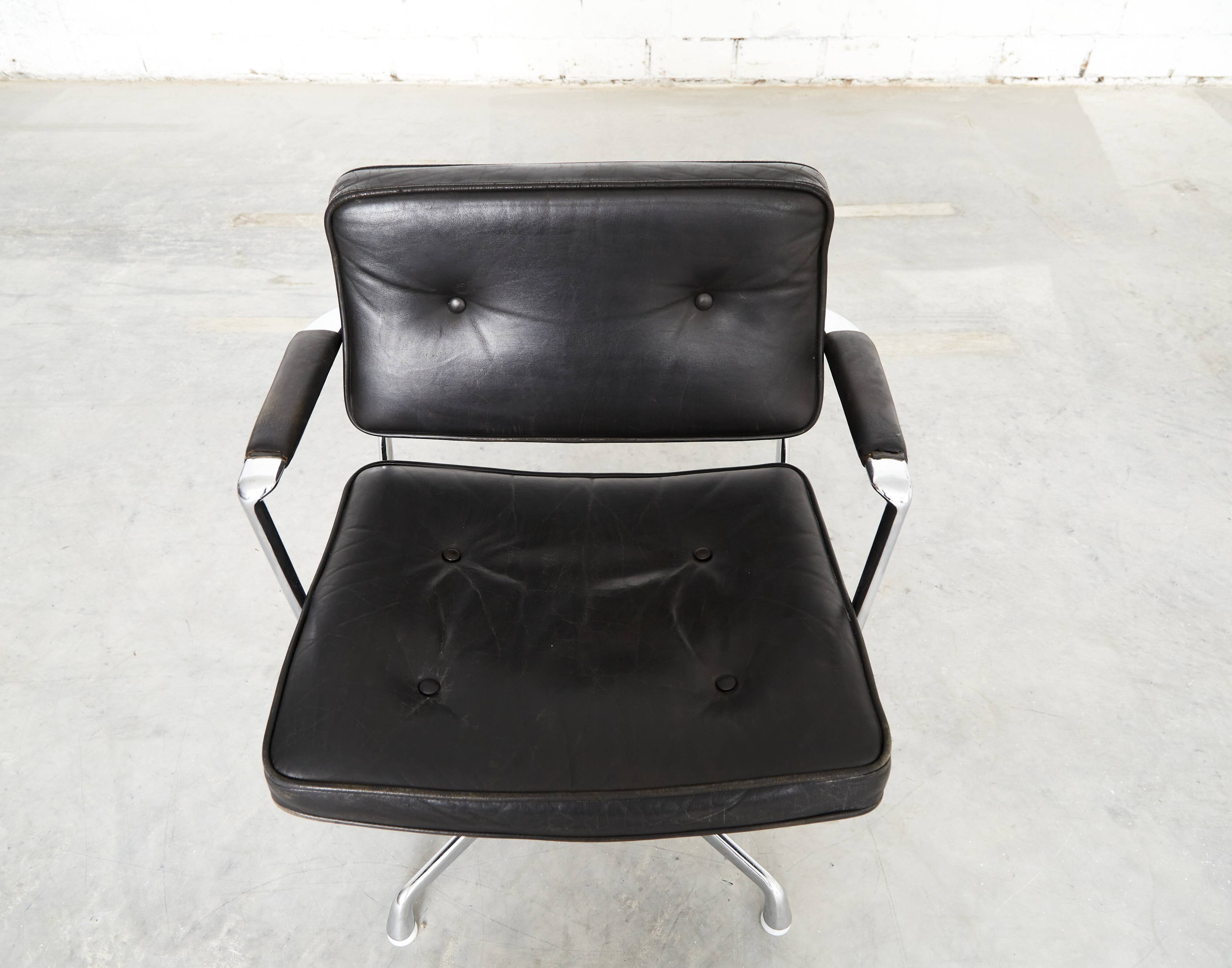 Chaise de bureau intermédiaire ES102 de Ray & Charles Eames pour Herman Miller