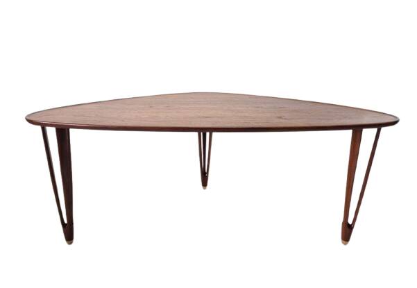 Asymmetrical coffee table 1950, Scandinavian BC Mobler