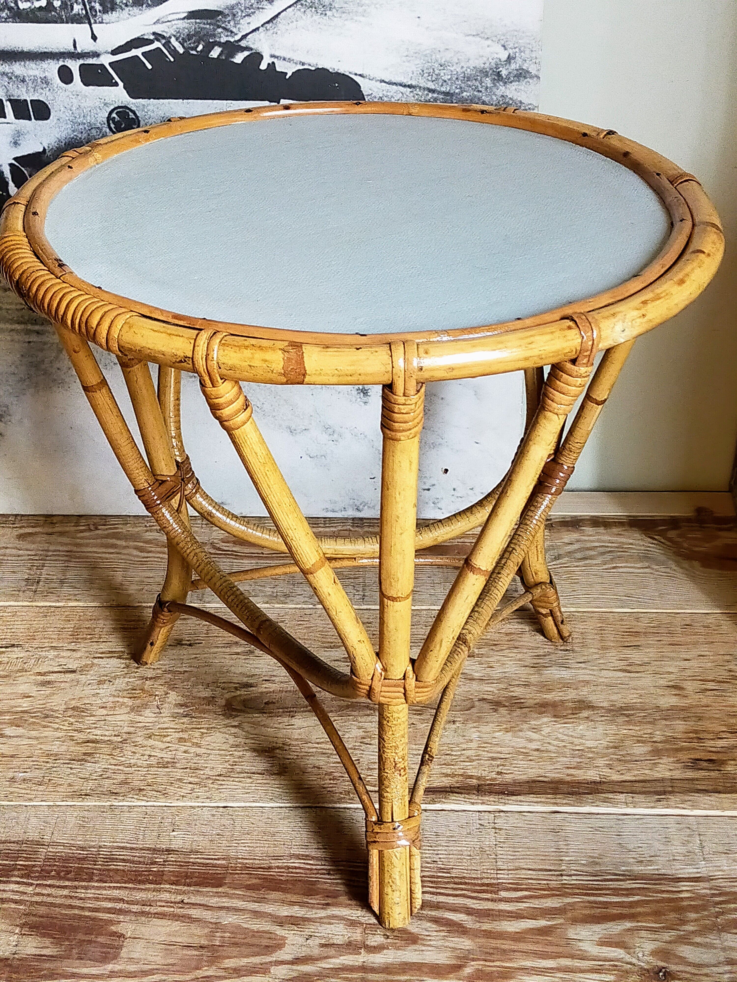Tripod booster coffee table in rattan 50s
