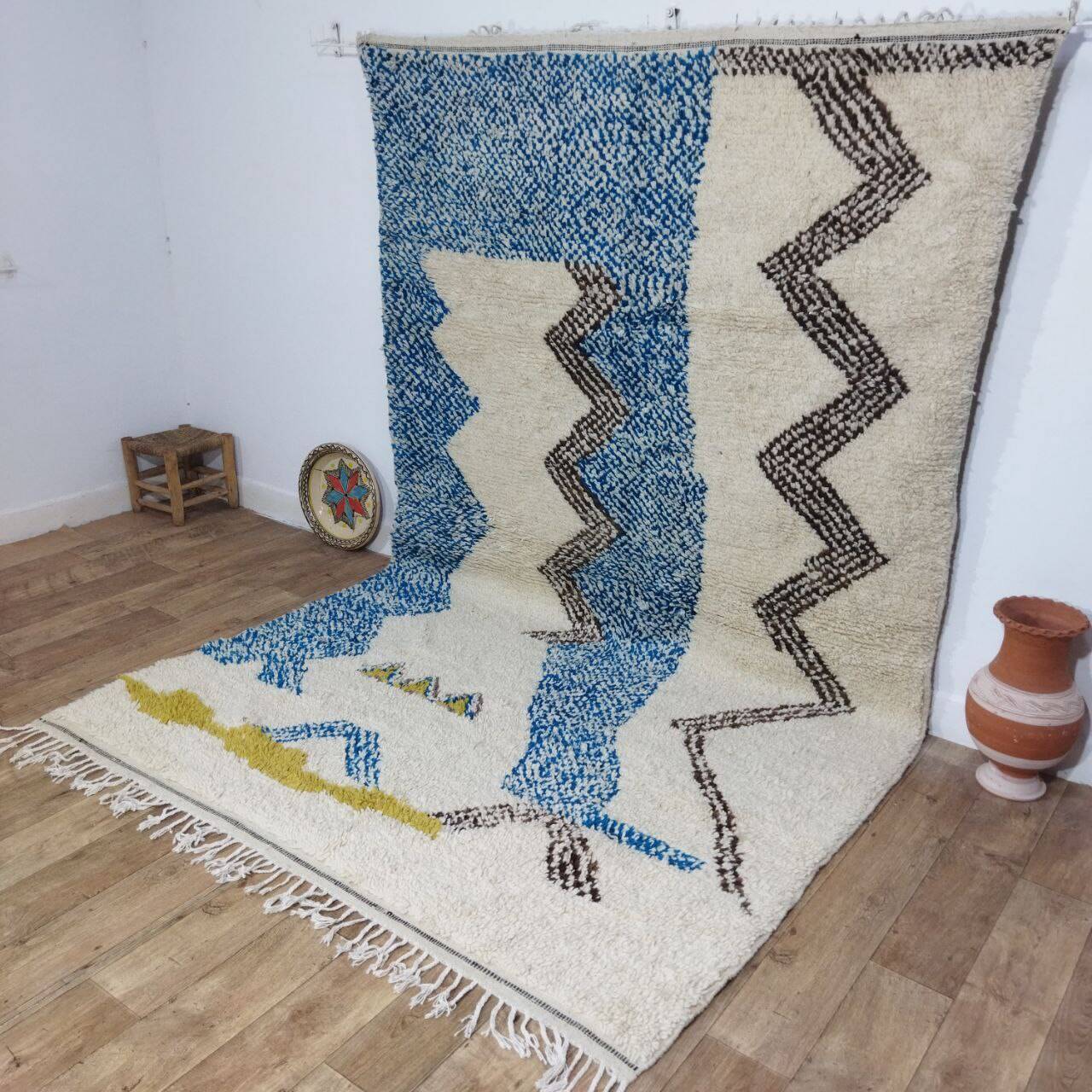 Handmade wool Berber rug 312x193 cm