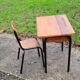 Bureau d'écolier coffre avec sa chaise