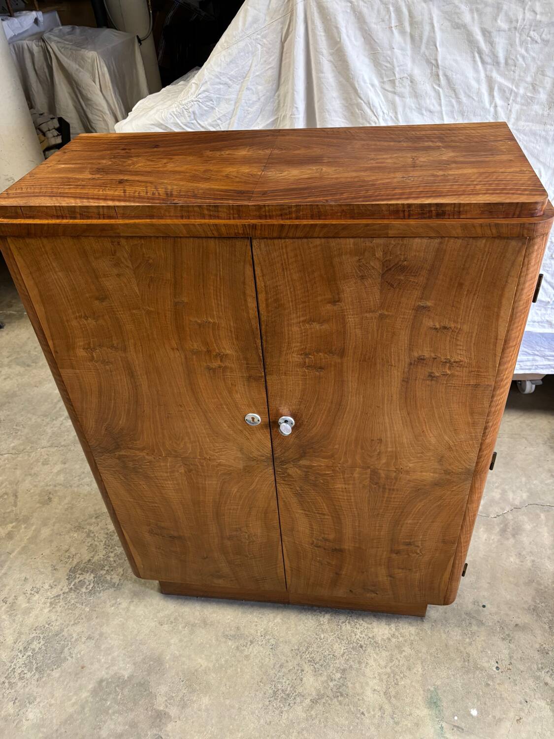 Art Deco storage unit