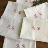 6 napkins, monogram