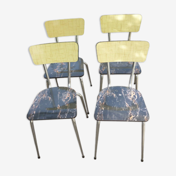 4 chaises en formica et pieds chromé