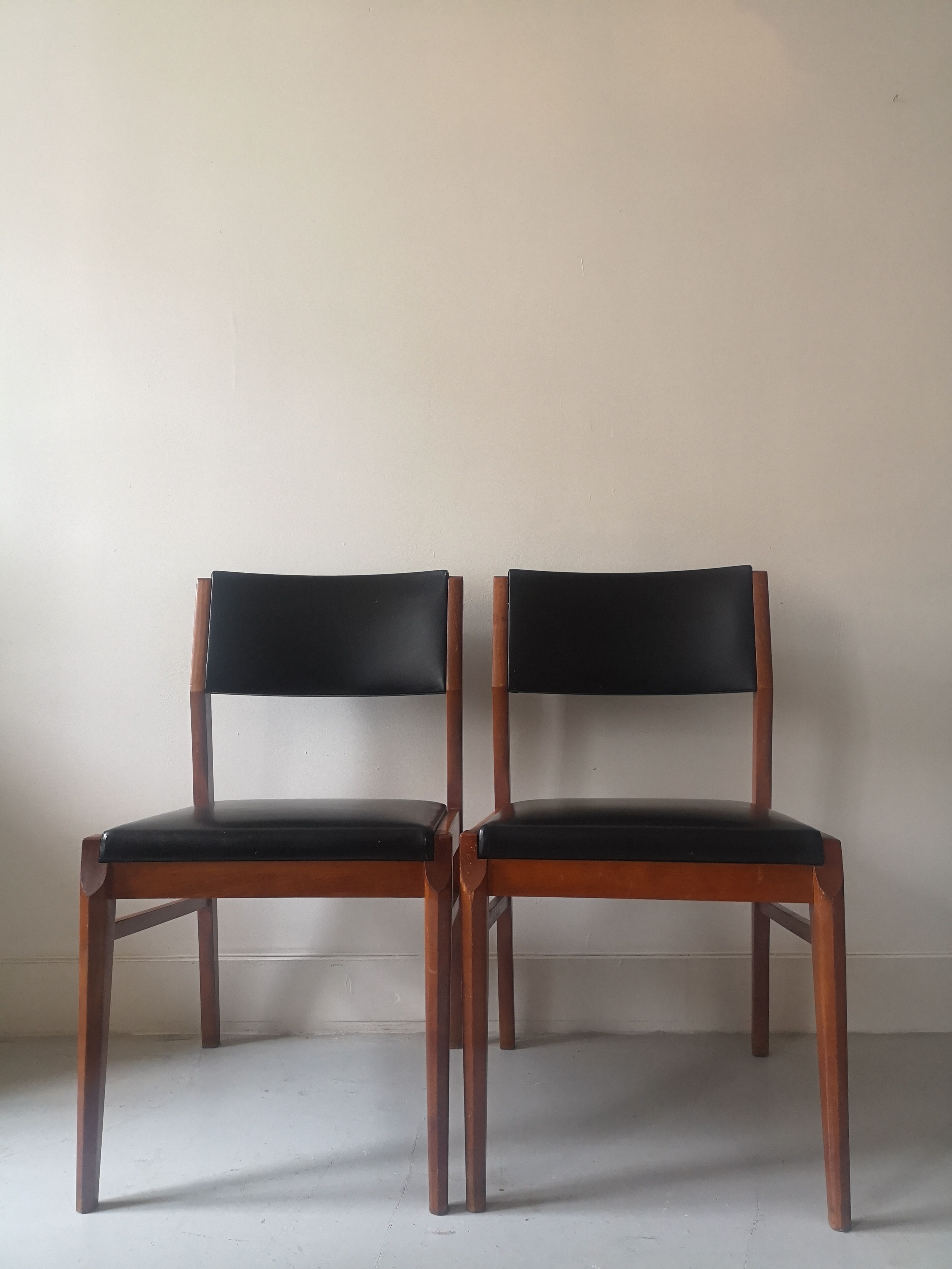 Pair of scandinavian chairs, teak and leather, 1960