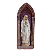 Belle Statue Ancienne de Notre Dame de Lourdes dans une Niche
