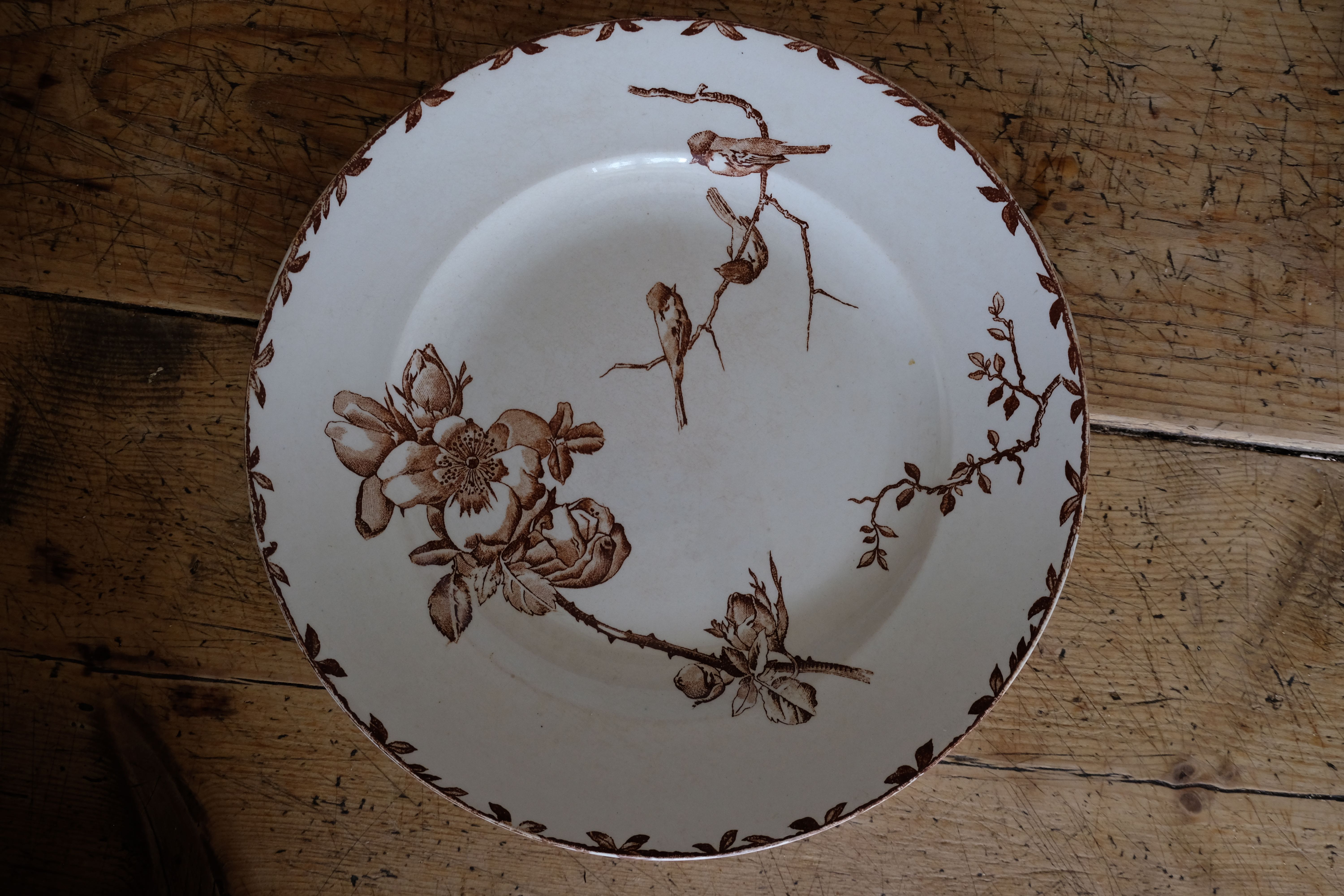 Antique plate model Oxford brown, HB - Co. Choisy-le-Roy , 1900s