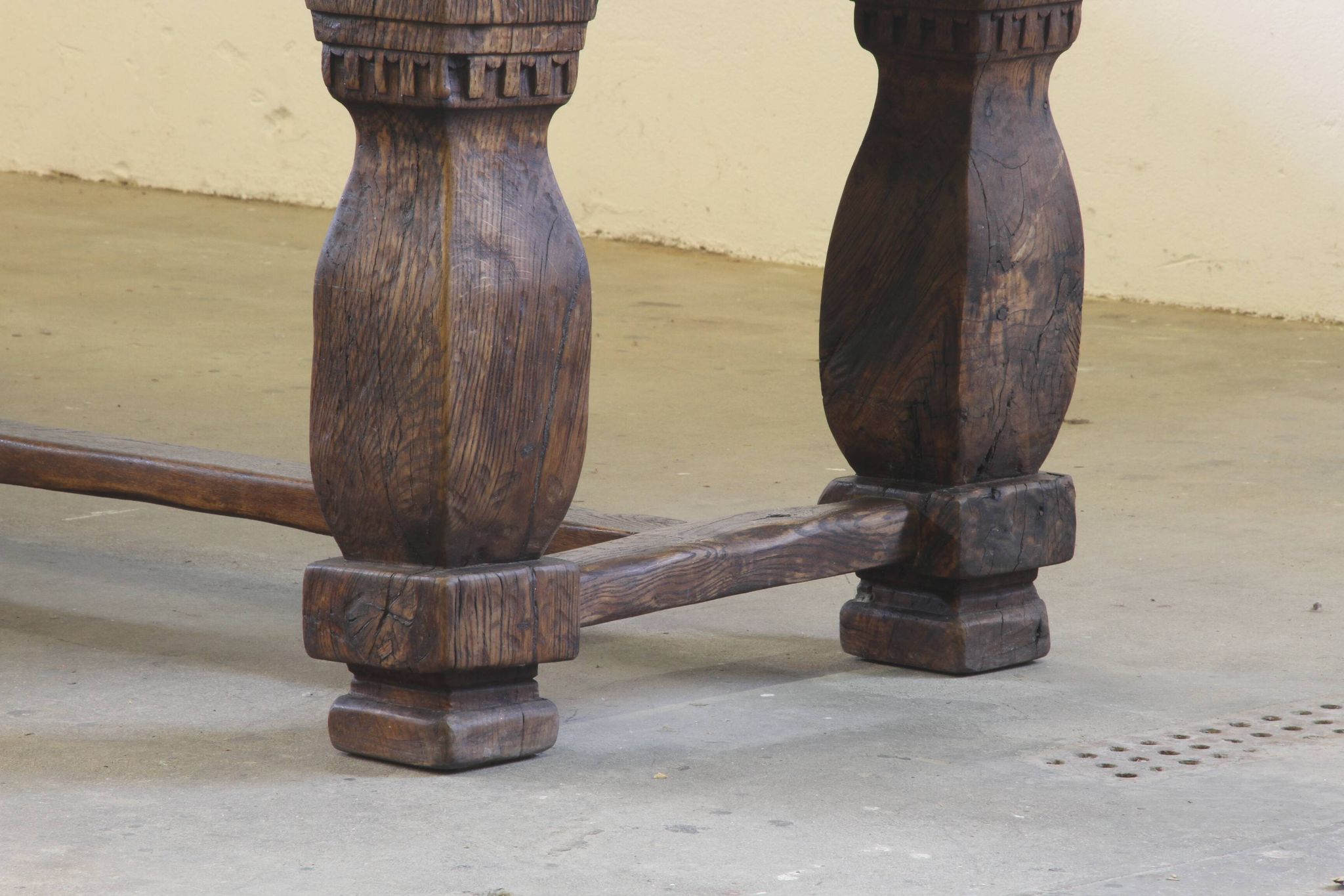 Large 17th century Jacobean style Baroque Farmhouse Refectory Table – Early
