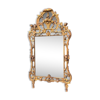 Large Louis XV Pareclosed Mirror In Carved And Gilded Wood, France 18th Century