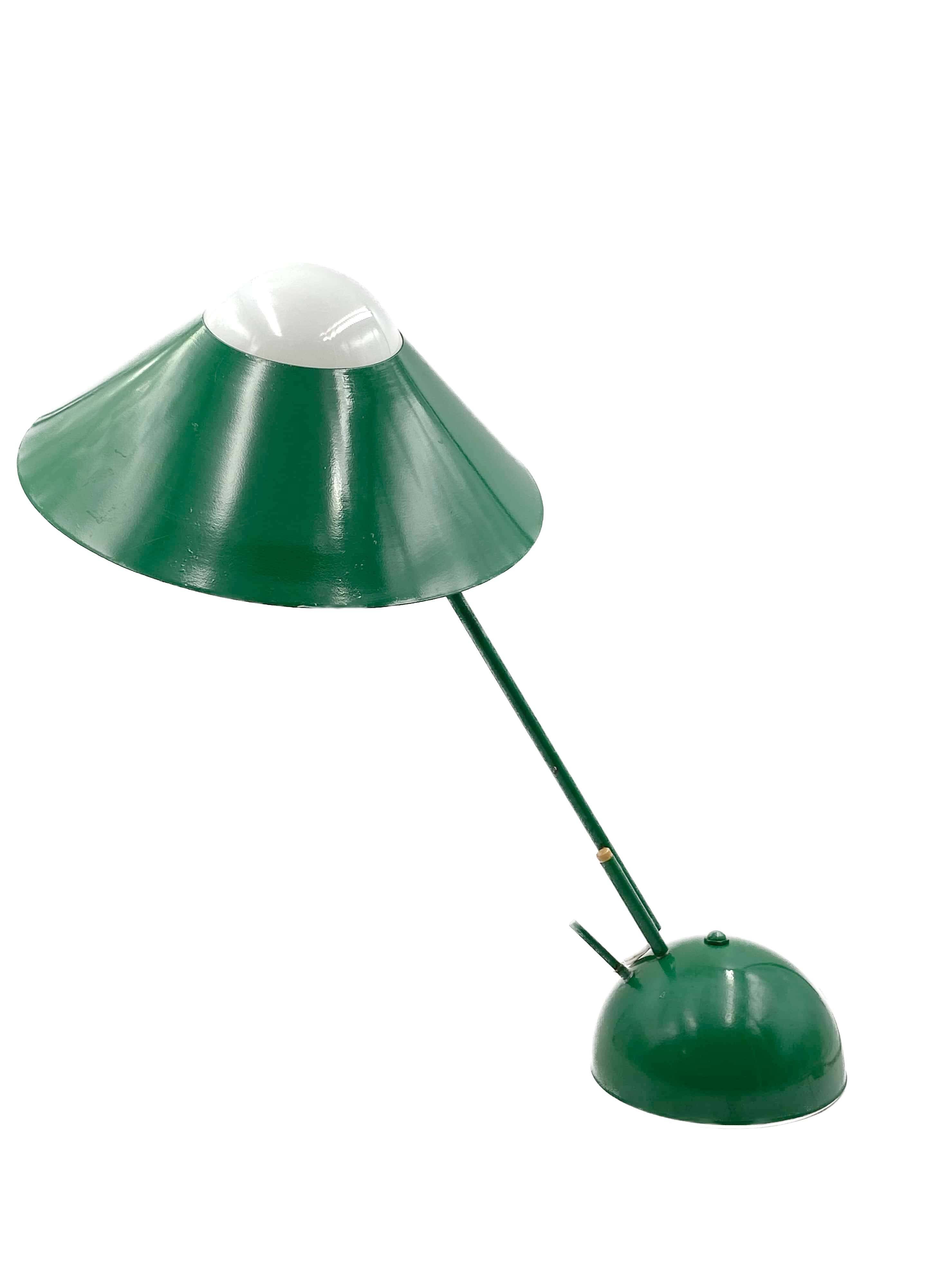 Space Age green table lamp, Italy 1970s