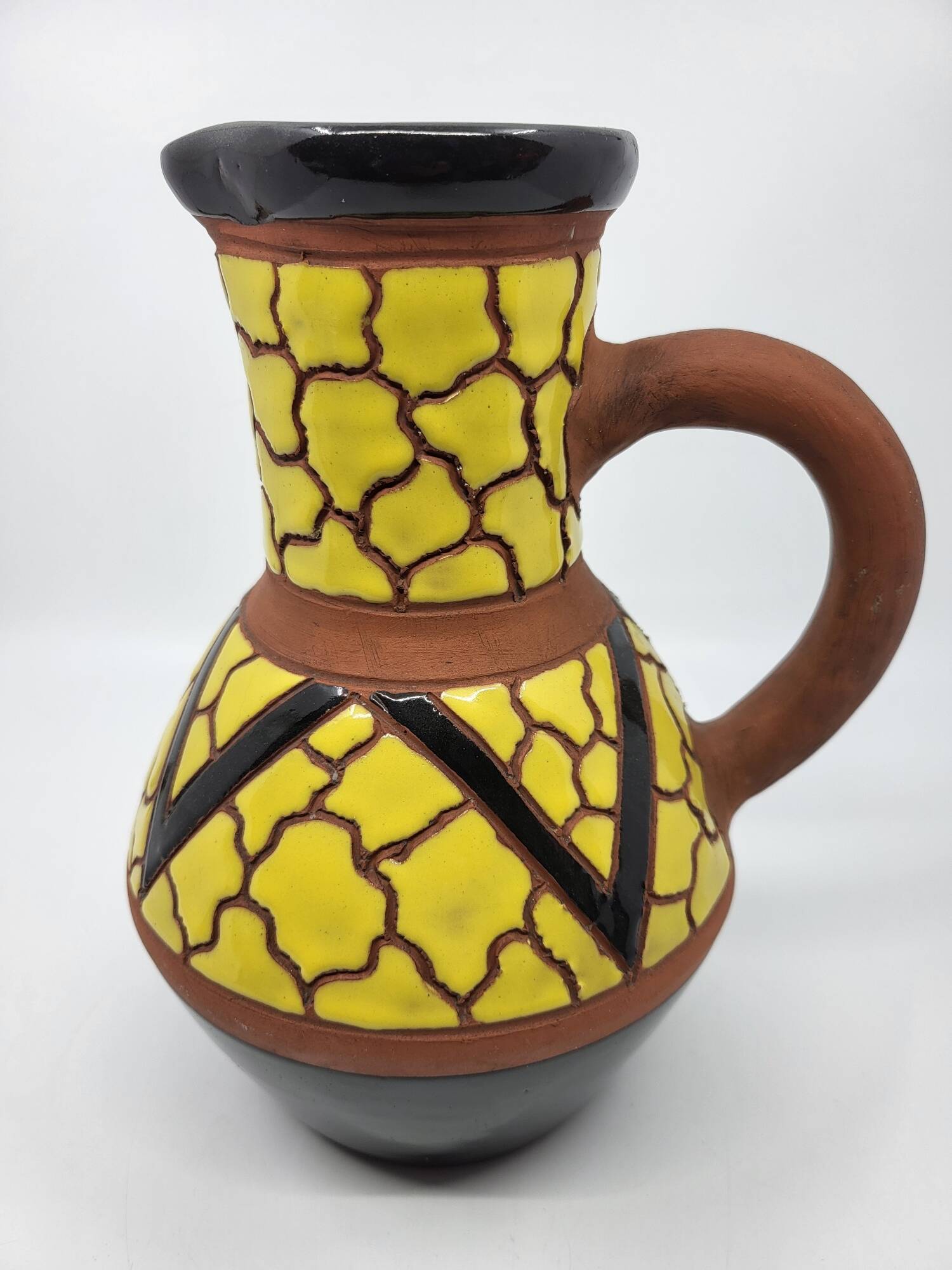 Raymond Camart vase in Vallauris Art Deco style, terracotta, 1950.