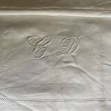 Drap ancien brodé