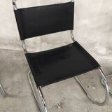 Set of 4 black leather chairs by Ludwig Mies Van Der Rohe